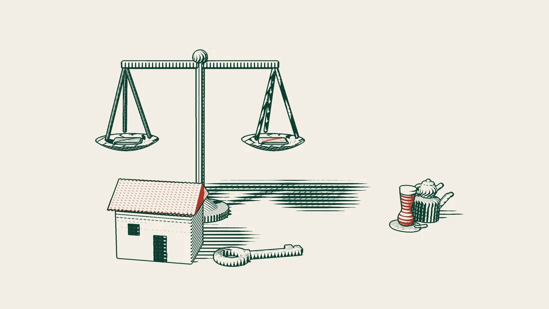 Two books on the pans of a set of scales, with a house in Türkiye and a key in front.