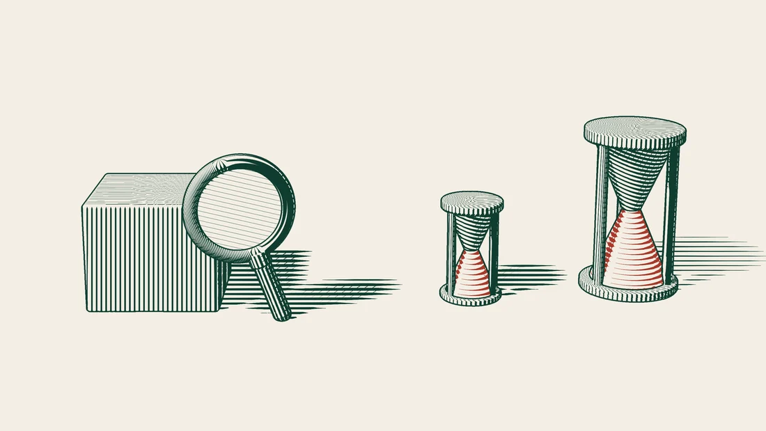 A box under a magnifying glass, with two hourglasses beside it, one very small and one medium-sized.